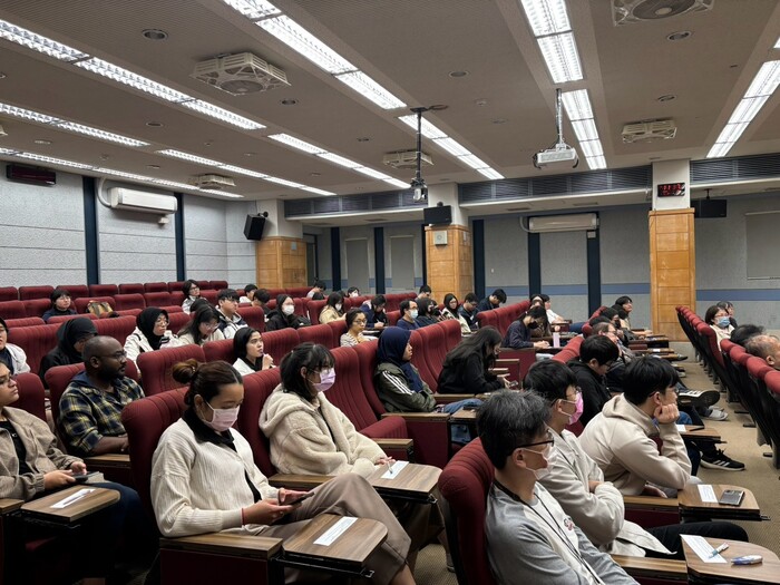 新藥開發, 微流體, 董奕鍾